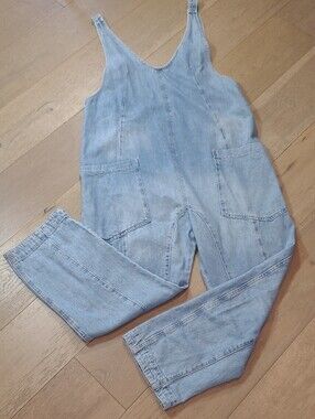 EUC We The Free High Roller Jumpsuit Women's sz L Cropped Denim Overalls